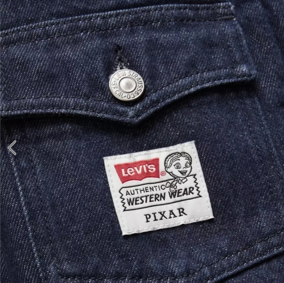 Levi's® X Toy Story Type Ii Jacket,S,M,L, XL,Retail $138.00,Cow Print Dark Wash - Picture 13 of 16